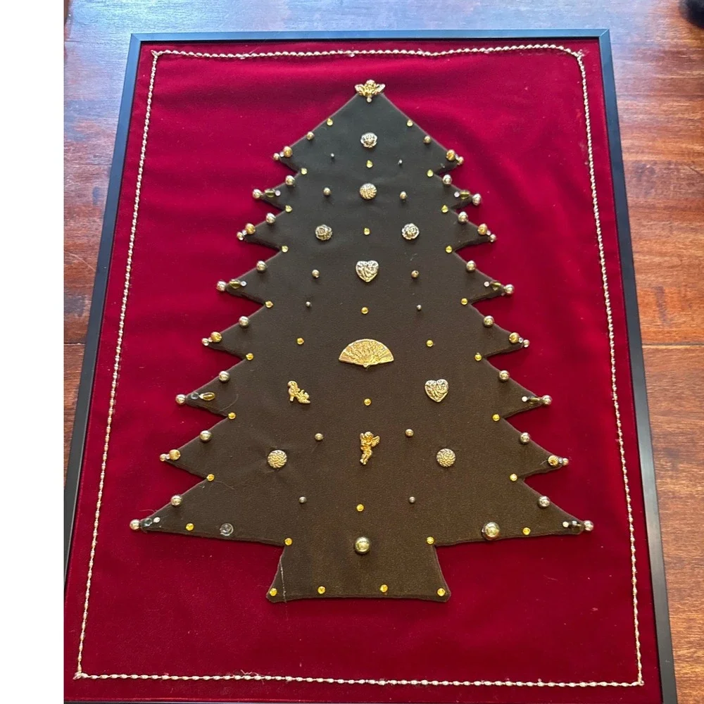 Vintage Framed Costume Jewelry Christmas Tree Art Red Velvet Holiday Wall Decor - Picture 1 of 13